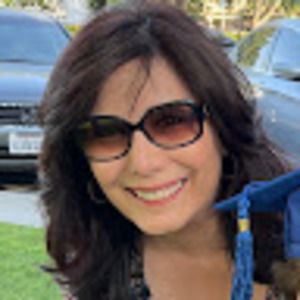 Meet your Posher, Debbie